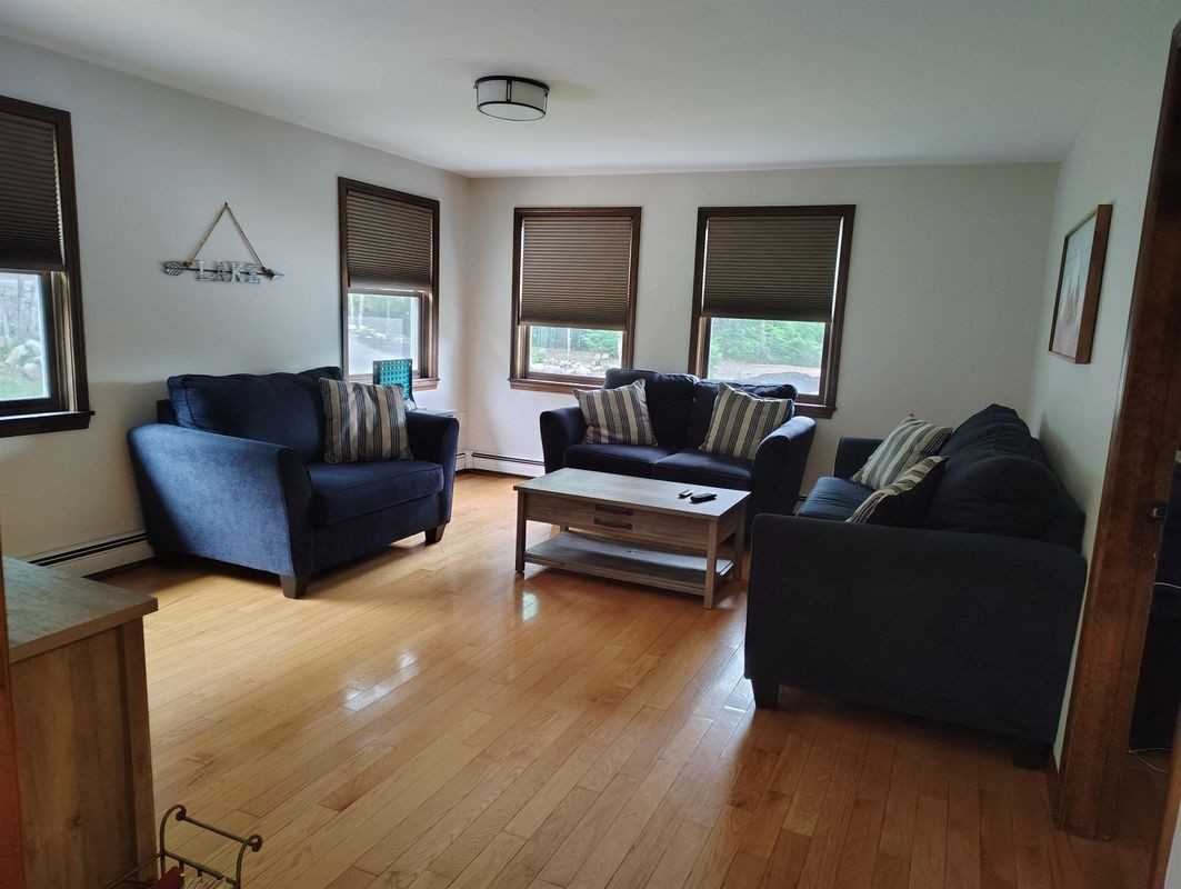145 Wicom Rd - Photo 3 of 41
