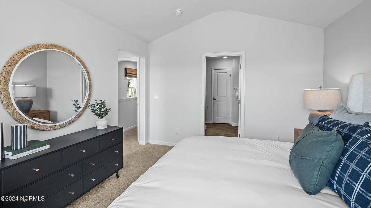 3405 Sedge Dr - Photo 3 of 7