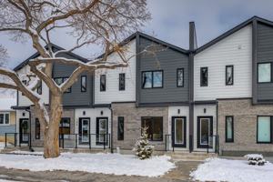 featured image of 2825 17 St Sw