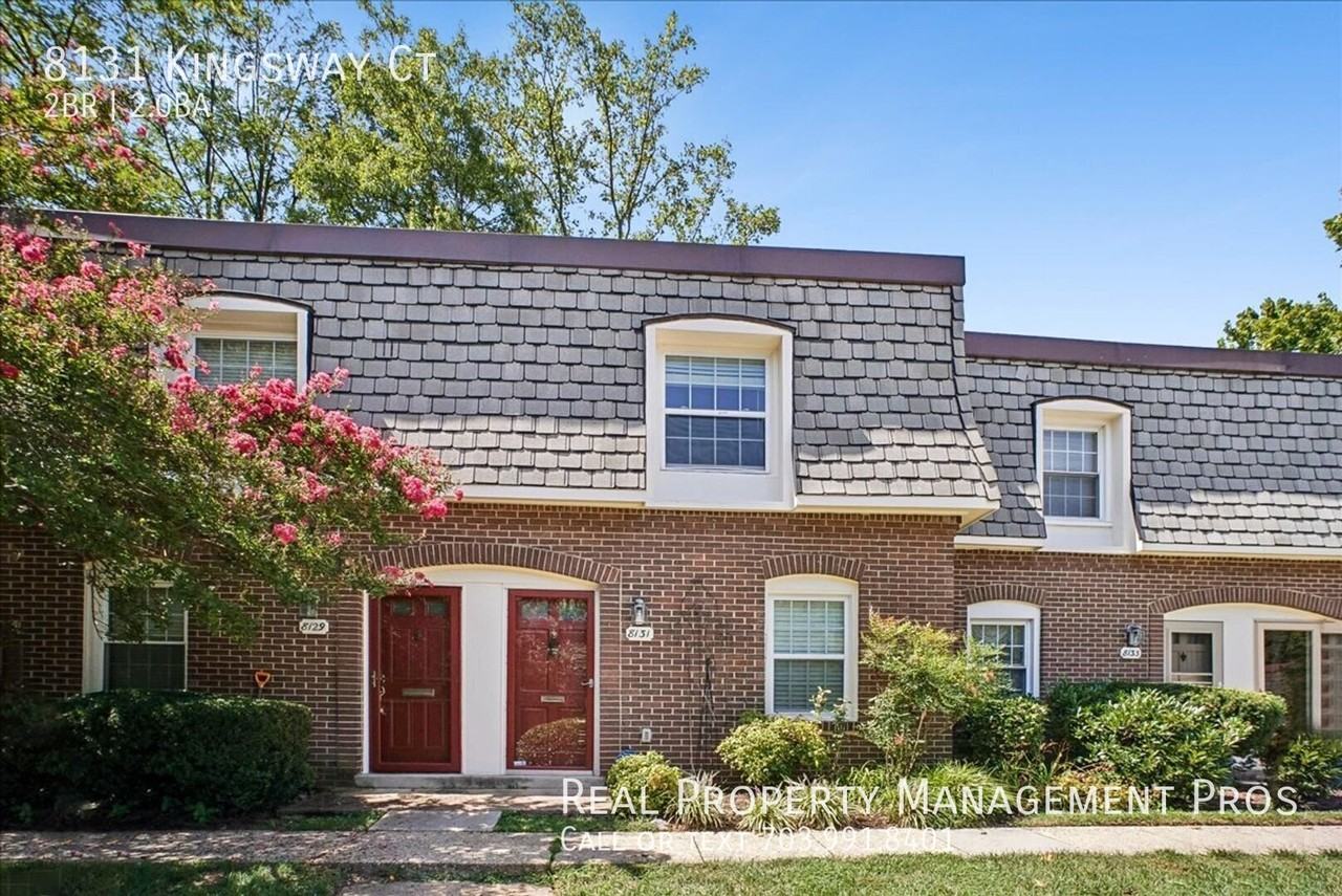 8131 Kingsway Ct - Photo 2 of 32