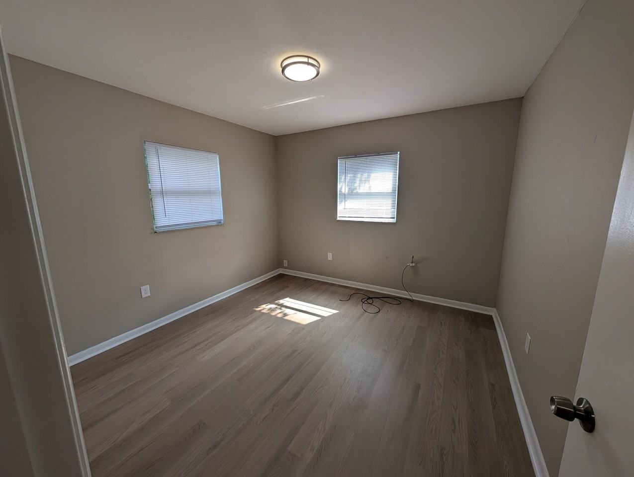 3606 E Comanche Ave - Photo 7 of 14