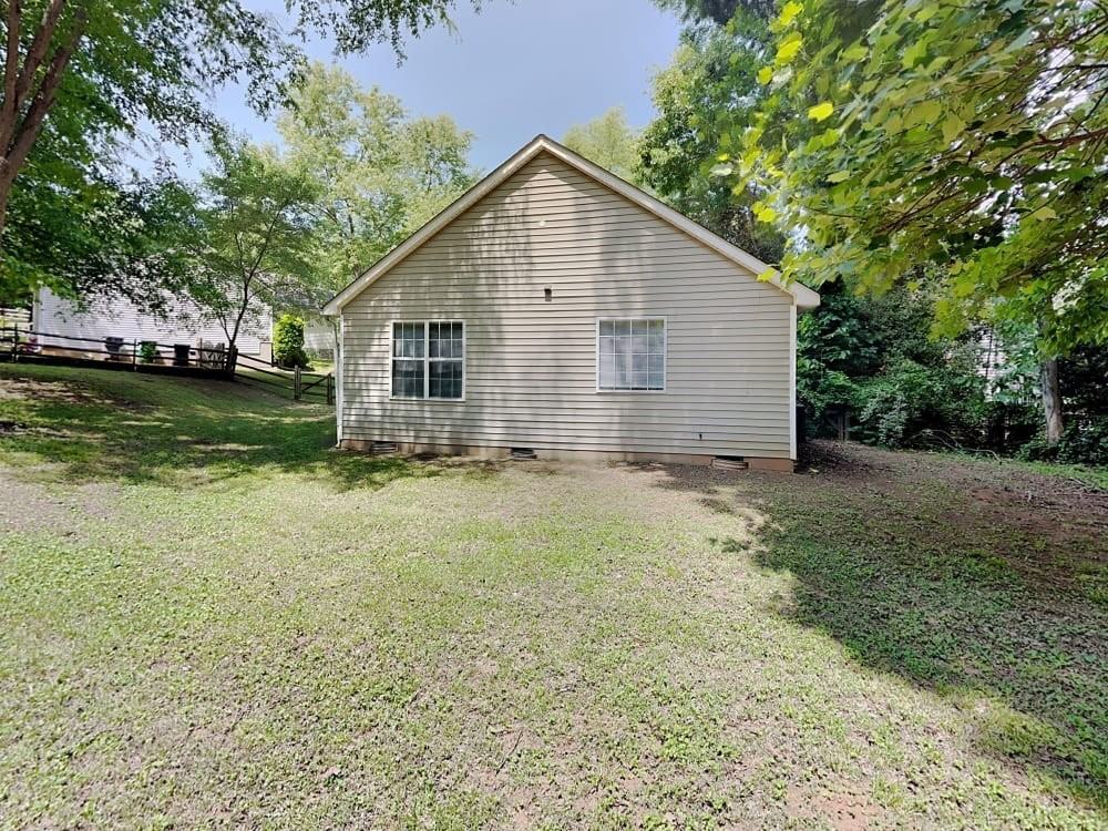7804 Royce Hall Lane - Photo 2 of 11