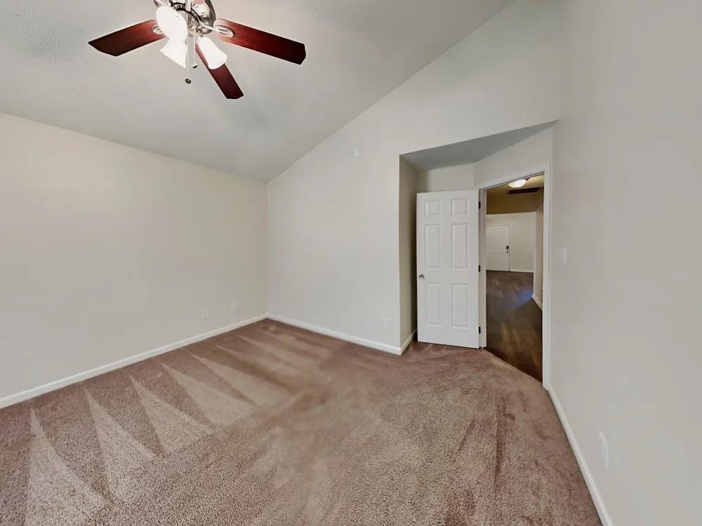 7804 Royce Hall Lane - Photo 4 of 11