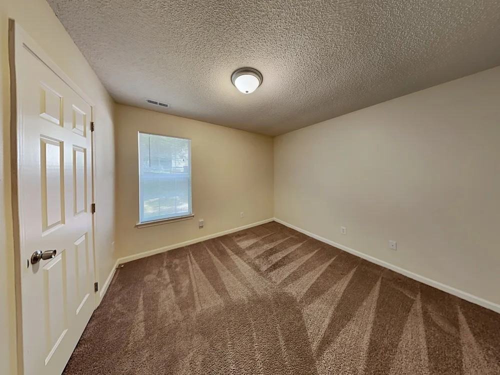 7804 Royce Hall Lane - Photo 5 of 11