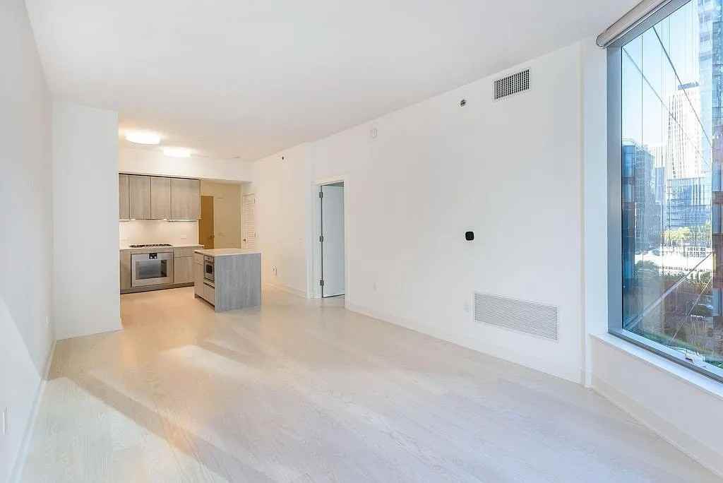 201 Folsom St 201 Folsom St #4F - Photo 3 of 20