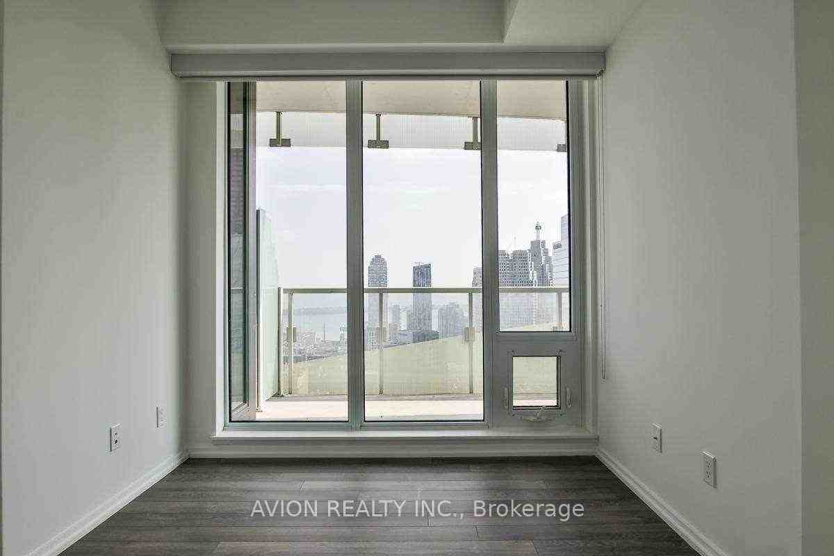 197 Yonge Street #4509 - Photo 6 of 14