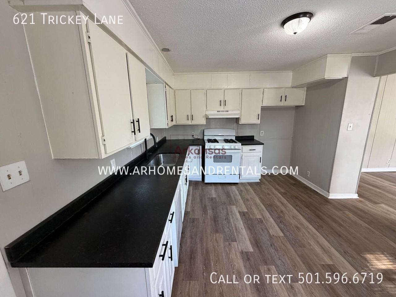 621 W Trickey Ln - Photo 3 of 12