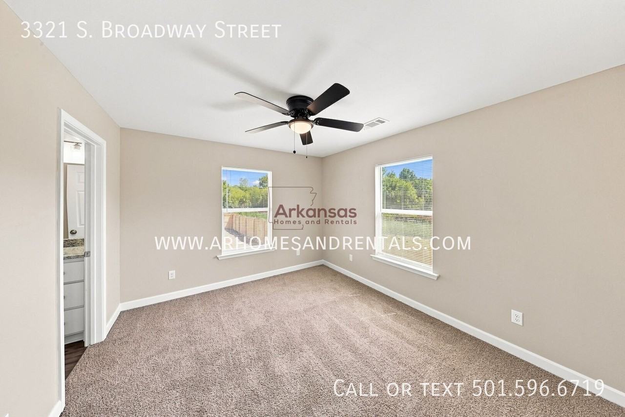 3321 Broadway St - Photo 7 of 15