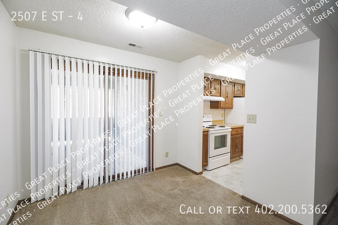 2507 E St #4 - Photo 7 of 23