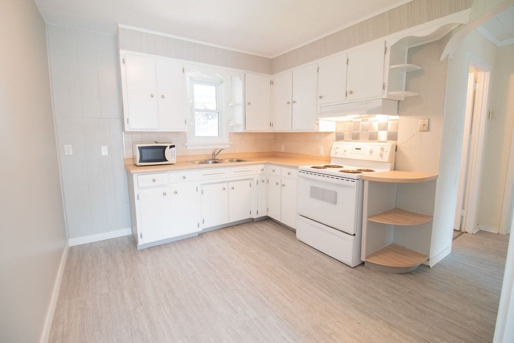 58 Churchill Ave - Photo 2 of 14