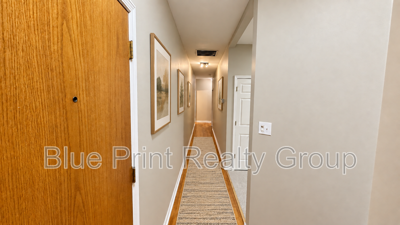 4712 S Saint Lawrence Ave #3W - Photo 4 of 27