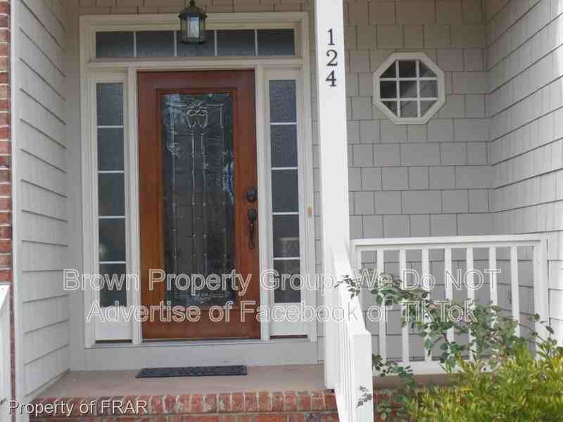 124 Highgrove Ct - Photo 3 of 34