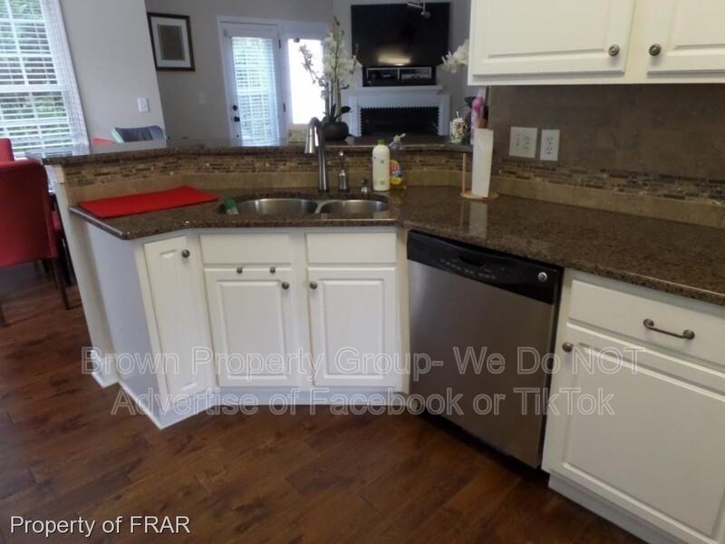 124 Highgrove Ct - Photo 7 of 34