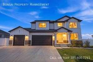 featured image of 4554 N Mt Ellen St
