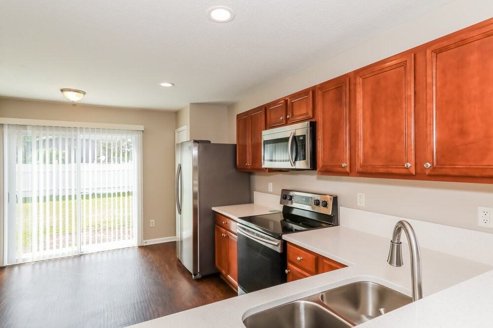 7422 Hawks Cliff Dr - Photo 6 of 14