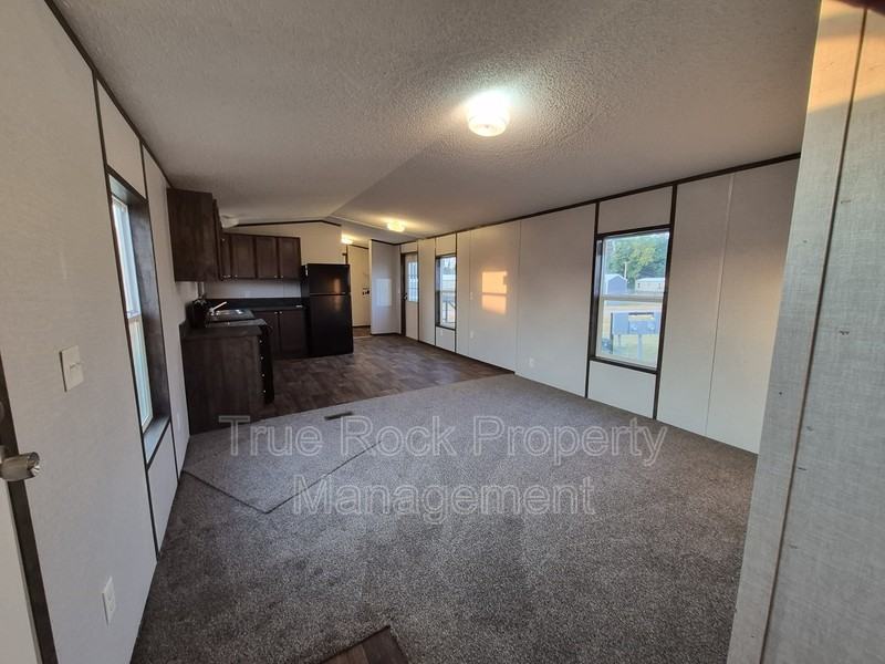 16213 County Road 3594 - Photo 2 of 15