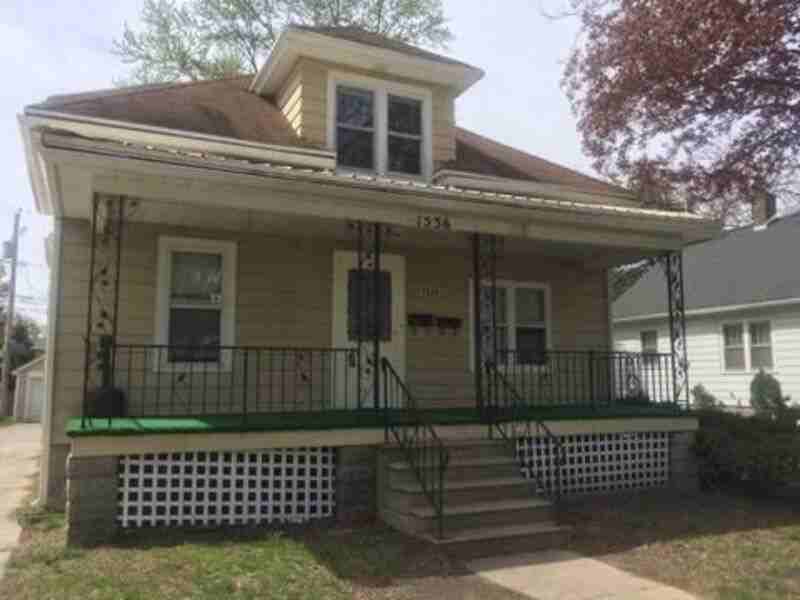 1536 Cedar St