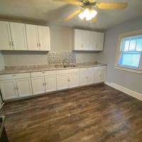 featured image of 915 Stuart St