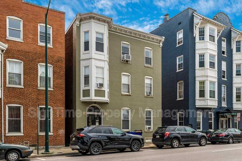 306 N Potomac St - Photo 2 of 7