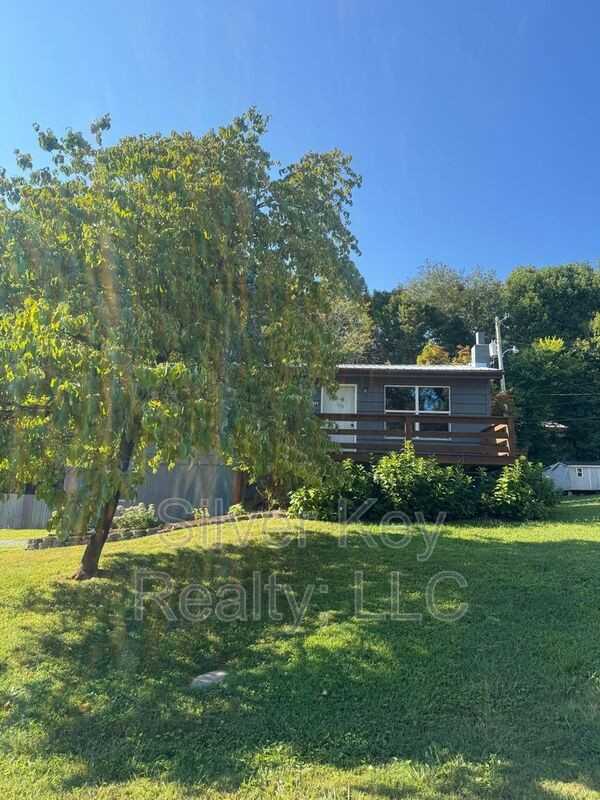 1603 Hutsell Dr - Photo 2 of 35