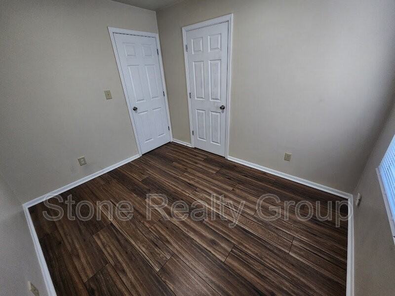 625 S Austin St #2A - Photo 5 of 6
