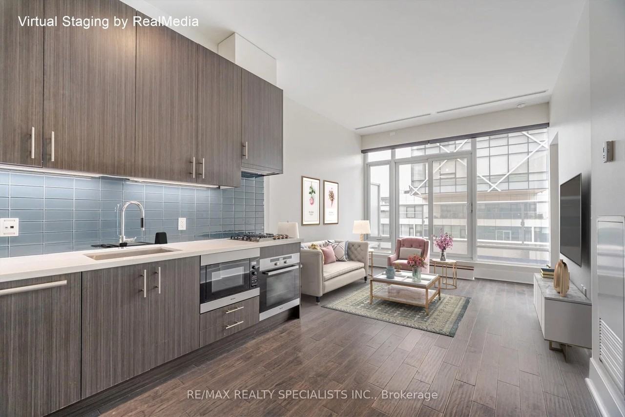 29 Queens Quay East - Photo 6 of 42