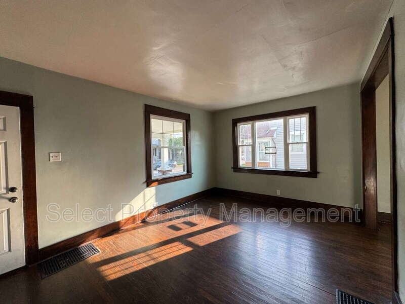 1014 Tennessee Ave - Photo 3 of 14