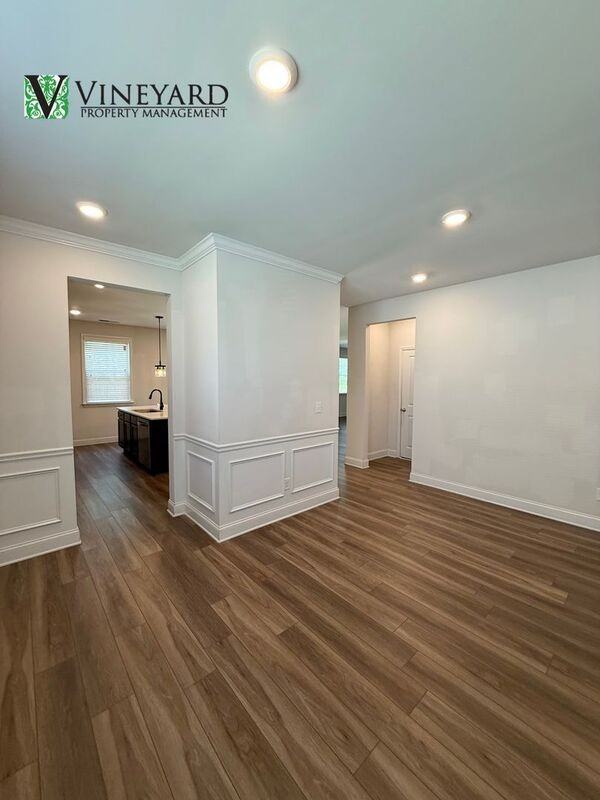 64 Park Chase Ln - Photo 5 of 37