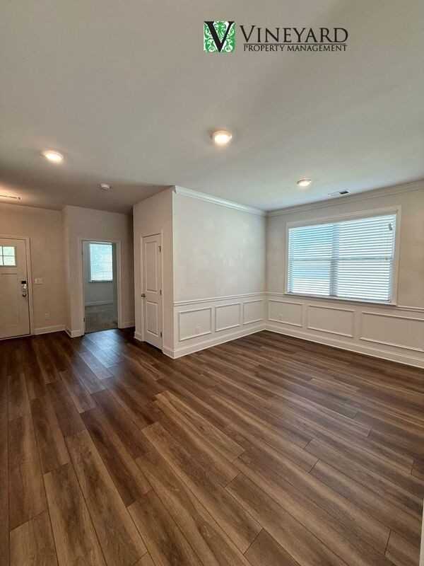 64 Park Chase Ln - Photo 6 of 37