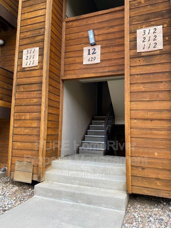 429 Wright St #211