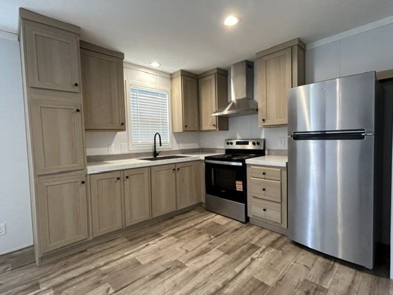 11922 Hwy #16 - Photo 2 of 14