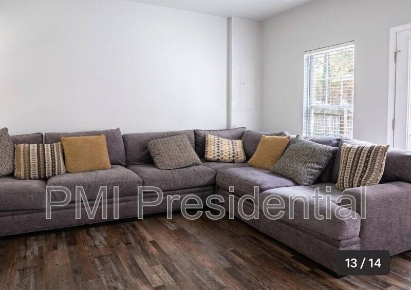 1160 Grand Brook Dr - Photo 6 of 13