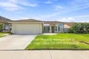 featured image of 4849 Lake Shore Pl
