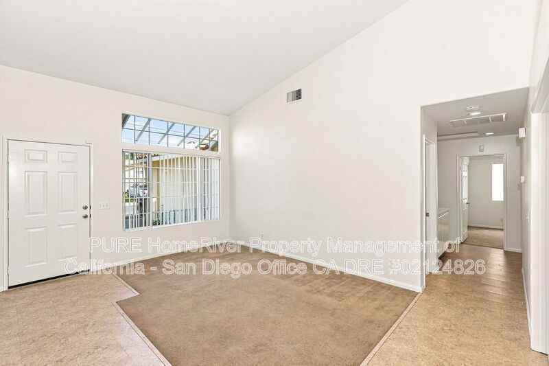 4849 Lake Shore Pl - Photo 4 of 16