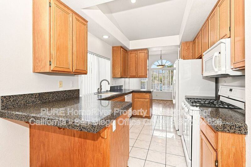4849 Lake Shore Pl - Photo 7 of 16