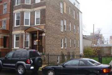 2136 North Oakley Avenue, Chicago, IL 60647, USA - 5 unit Rentals | Zumper