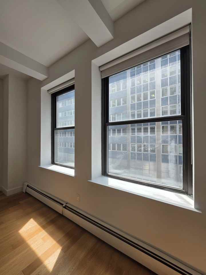 53 Park Pl #EV8A - Photo 2 of 3