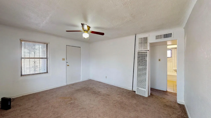 406 Louisiana Blvd Ne - Photo 4 of 16