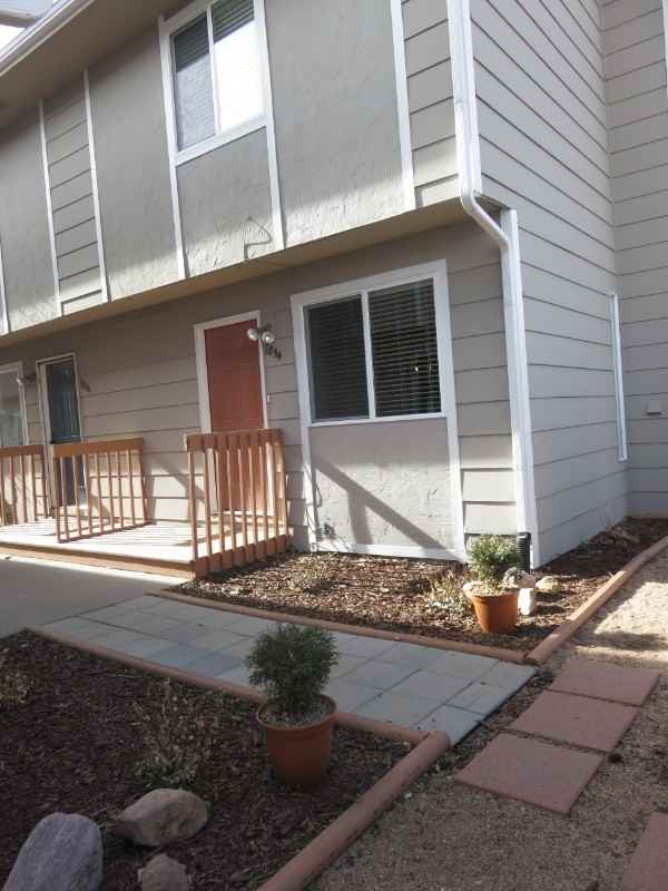 1854 Zebulon Dr - Photo 2 of 22