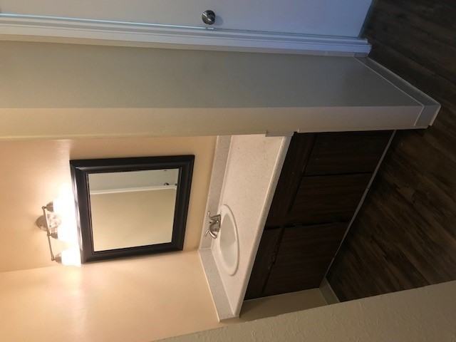 1829 Warren Ave #103 - Photo 5 of 8
