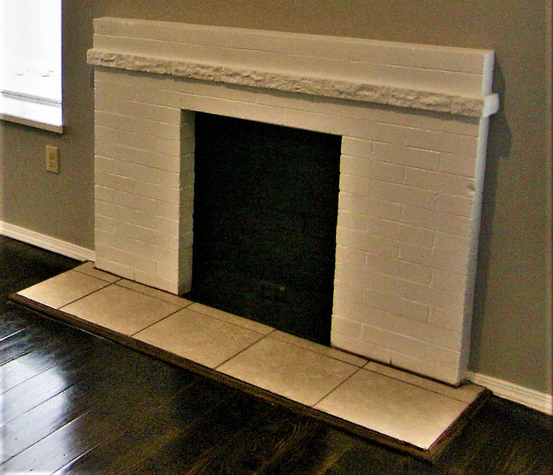 1306 E 11th St #4 - Photo 5 of 8