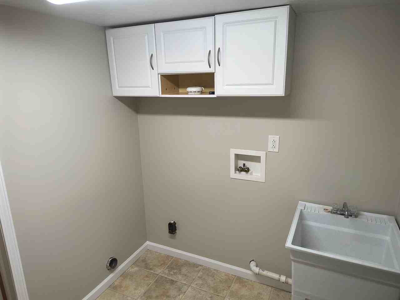 1130 Morris Ave - Photo 5 of 12