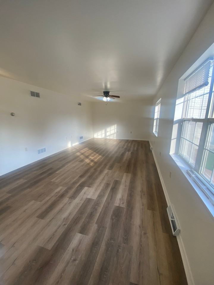 847 Mohn St #D - Photo 4 of 10