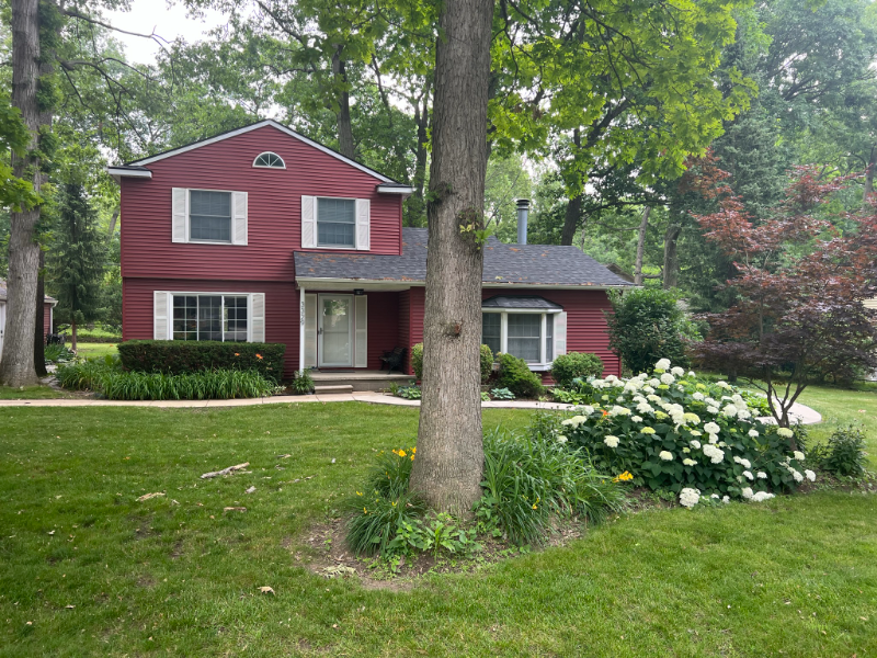 3329 Maple Dr
