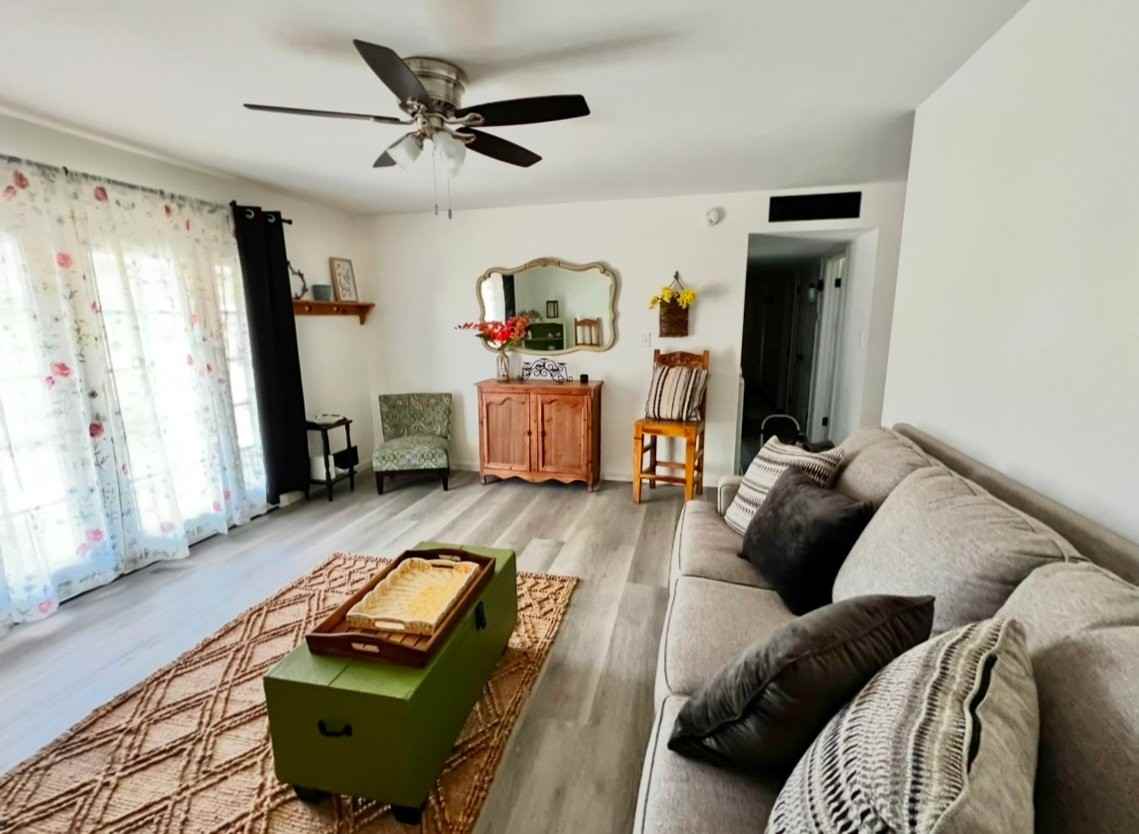 3127 W Tulare Ave - Photo 7 of 14