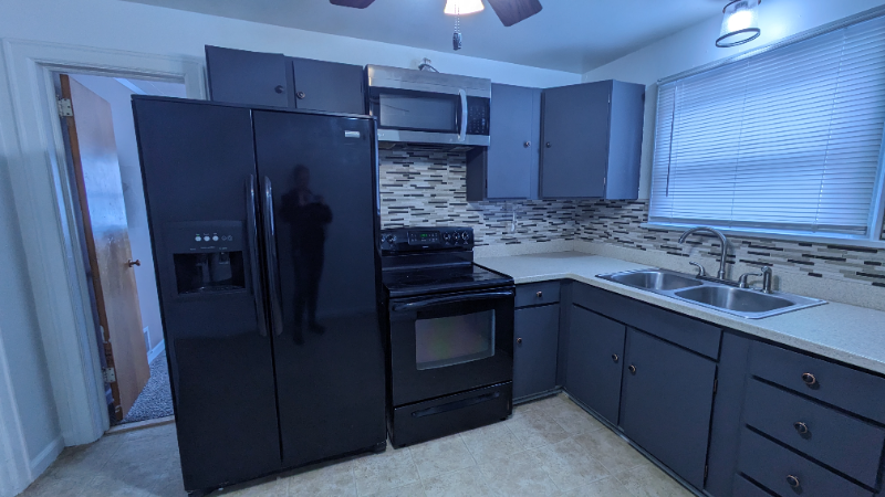 2114 2nd Ave N - Photo 2 of 13