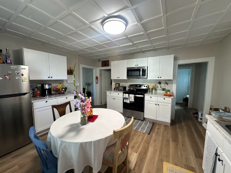 51 Loomis St #1