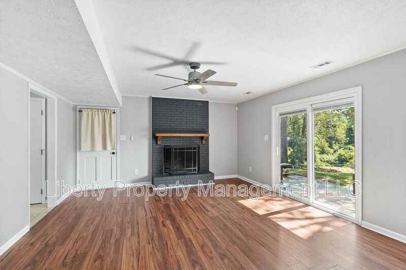 5406 Leesburg Ct - Photo 7 of 15
