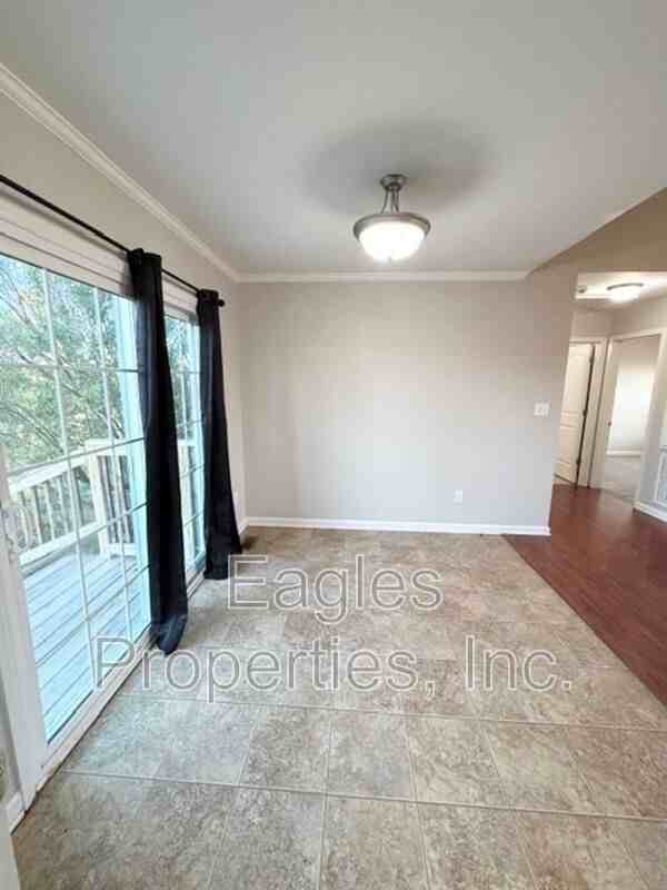 200 Labrador Ct - Photo 5 of 16
