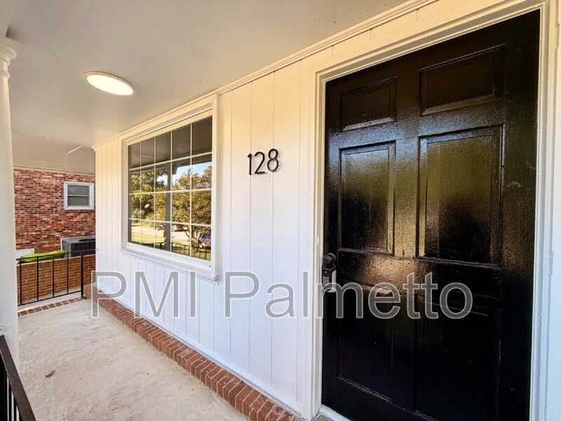 128 Crestmore Dr - Photo 4 of 24